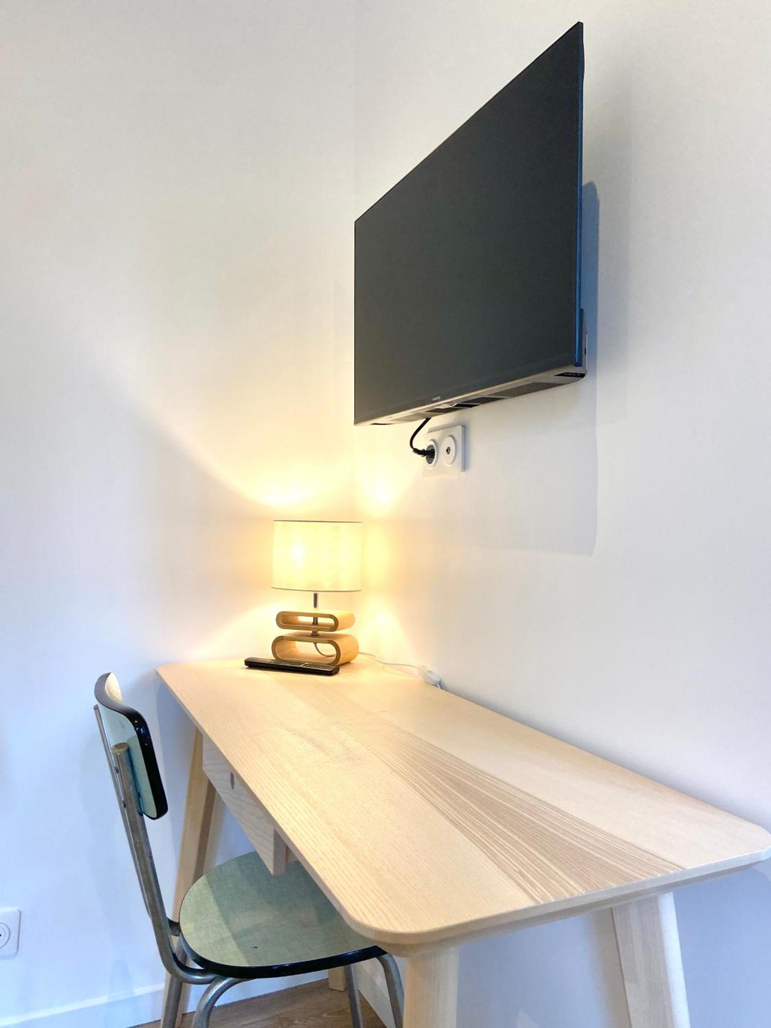 Espace Le Cheval Blanc Castelnau-le-Lez Δωμάτιο φωτογραφία