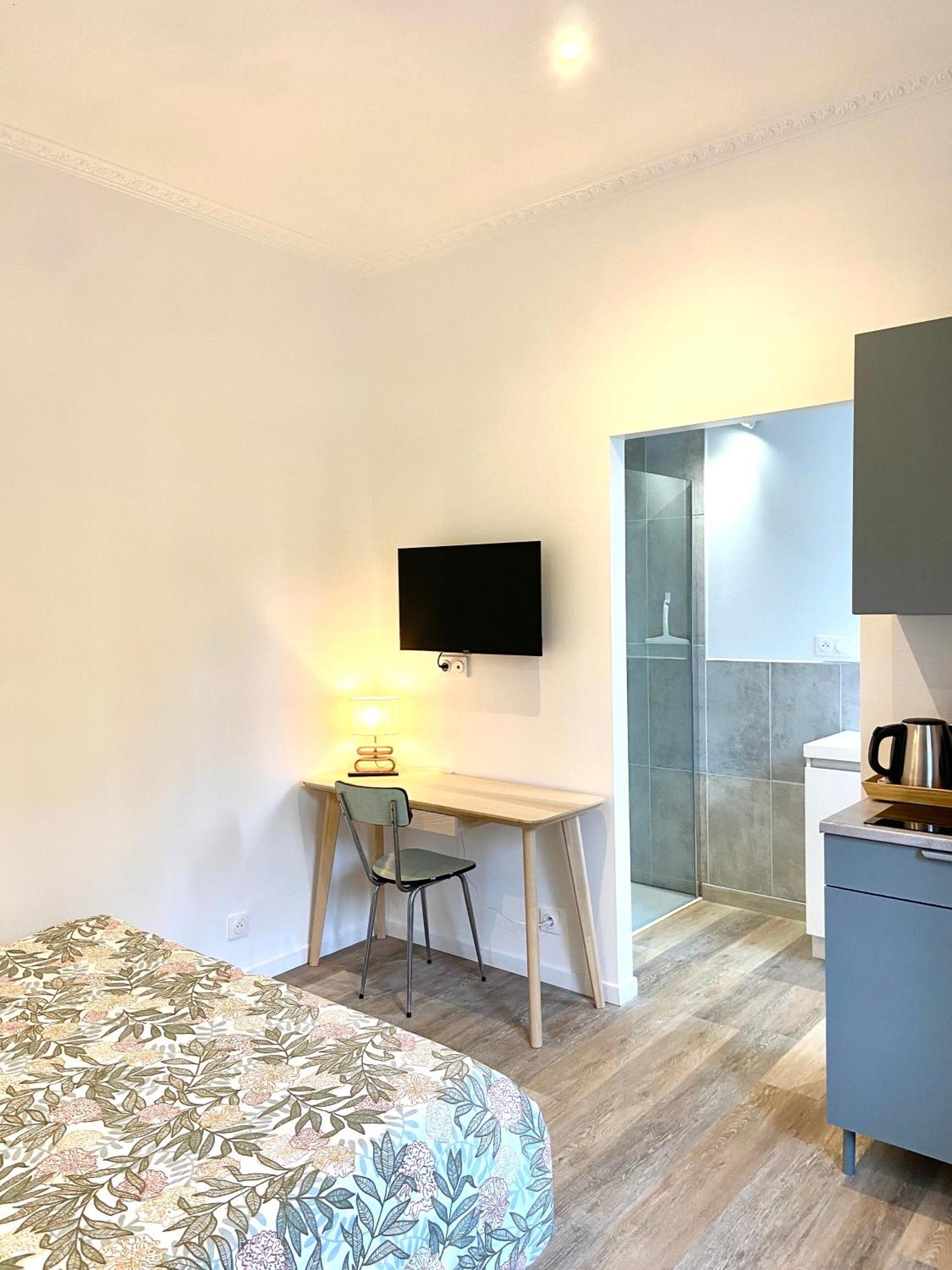 Espace Le Cheval Blanc Castelnau-le-Lez Δωμάτιο φωτογραφία