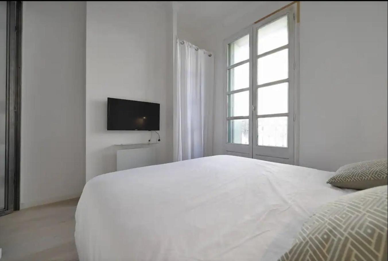 Espace Le Cheval Blanc Castelnau-le-Lez Εξωτερικό φωτογραφία